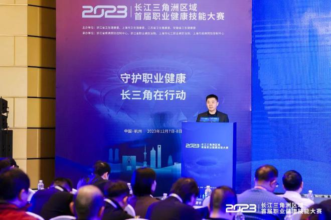 极的内外交 极的内外交