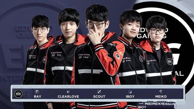 更展现了中 更展现了中